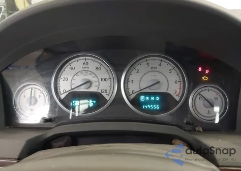 2010 Chrysler Town & Country Touring from USA, damaged, VIN 2A4RR5D19AR271153